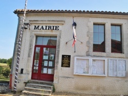 Photo paysage et monuments, La Chapelle-Montmoreau - la Mairie