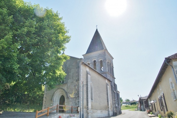 Photo Eyvirat - église saint Pierre