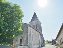 Photo paysage et monuments, Eyvirat - église saint Pierre