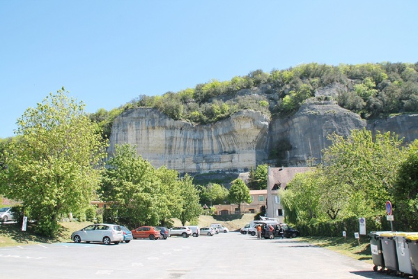 Photo Les Eyzies-de-Tayac-Sireuil - le village