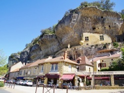 Photo paysage et monuments, Les Eyzies-de-Tayac-Sireuil - le village