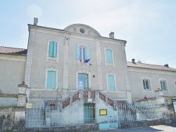 Photo paysage et monuments, Grand-Brassac - la Mairie