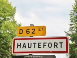Photo paysage et monuments, Hautefort - hautefort (24390)