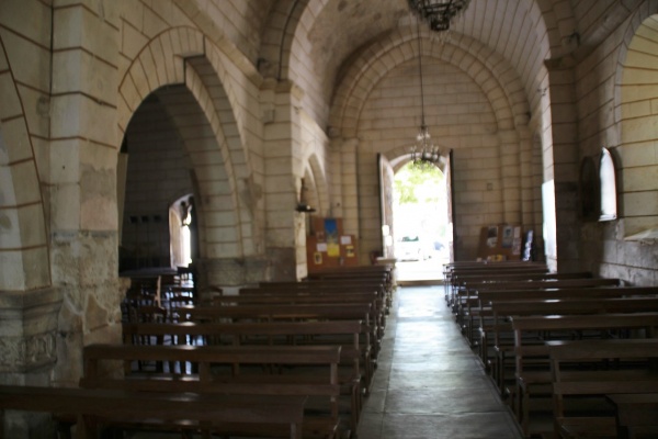 Photo Javerlhac-et-la-Chapelle-Saint-Robert - église saint Robert