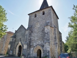 Photo paysage et monuments, Javerlhac-et-la-Chapelle-Saint-Robert - église saint Robert