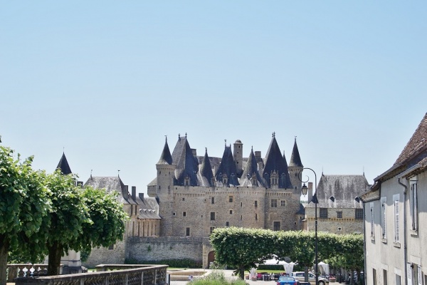 Photo Jumilhac-le-Grand - le château