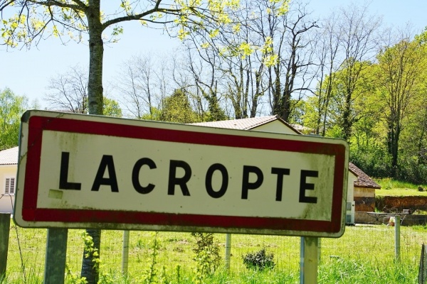 Photo Lacropte - lacropte (24380)
