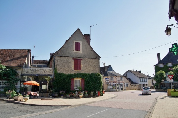 Photo Lanouaille - le village