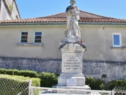 Photo paysage et monuments, Léguillac-de-Cercles - le monument aux morts