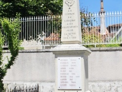 Photo paysage et monuments, Lusignac - le monument aux morts