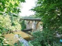 Photo paysage et monuments, Mayac - le pont