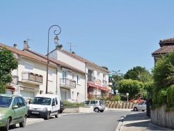 Photo paysage et monuments, Mensignac - le village