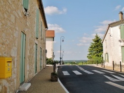 Photo paysage et monuments, Montazeau - La Commune