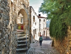 Photo paysage et monuments, Montpeyroux - La Commune