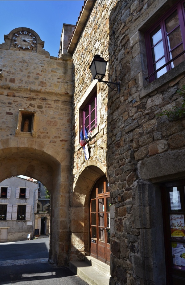 Photo Montpeyroux - La Commune