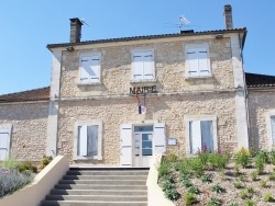 Photo paysage et monuments, Négrondes - la mairie