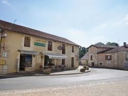 Photo paysage et monuments, Paussac-et-Saint-Vivien - Le Village