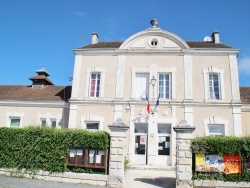 Photo paysage et monuments, Paussac-et-Saint-Vivien - la mairie