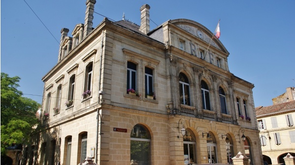 Photo Port-Sainte-Foy-et-Ponchapt - La Mairie