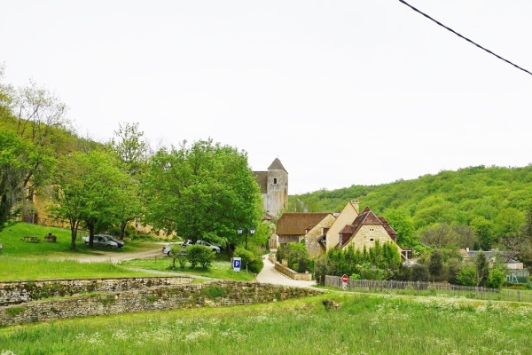 Photo Saint-Amand-de-Coly - la commune