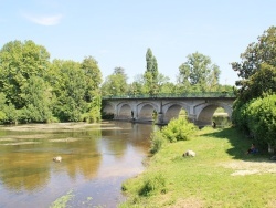 Photo paysage et monuments, Saint-Astier - la rivière