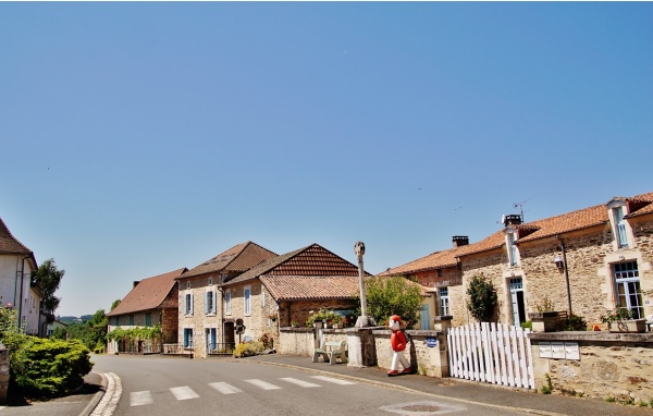 Photo Saint-Jory-de-Chalais - le village