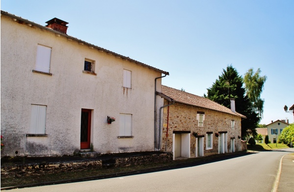 Photo Saint-Jory-de-Chalais - le village