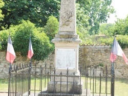 Photo paysage et monuments, Saint-Martin-le-Pin - le monument aux morts