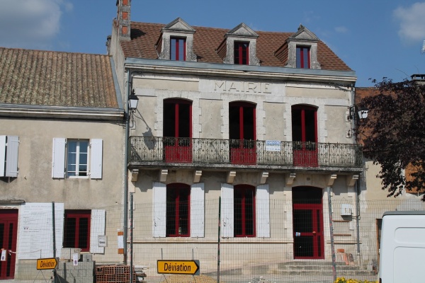 Photo Saint-Méard-de-Gurçon - La Mairie