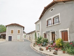 Photo paysage et monuments, Saint-Pardoux-de-Drône - le village