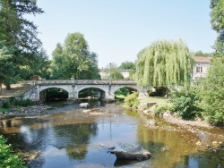 Photo paysage et monuments, Saint-Pardoux-la-Rivière - le pont