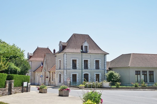 Photo Saint-Priest-les-Fougères - la commune