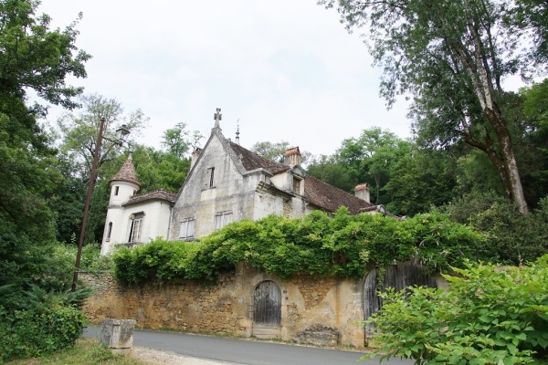 Photo Sarliac-sur-l'Isle - le village