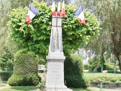 Photo paysage et monuments, Tourtoirac - le monument aux morts