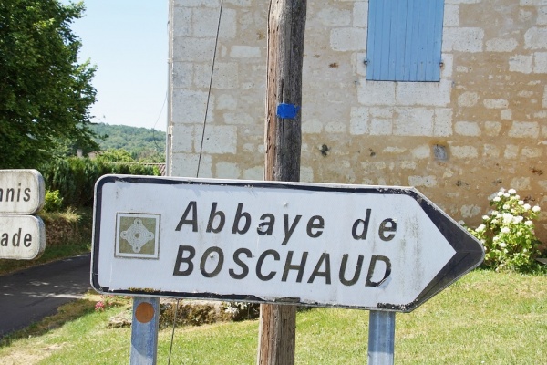 Photo Villars - abbaye de Boschaud