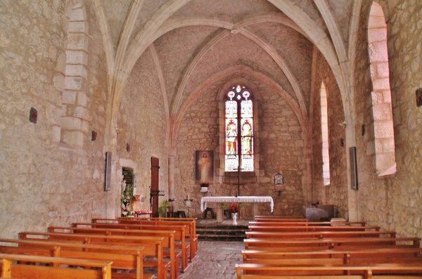 Photo Villefranche-de-Lonchat - Interieure de L'église