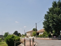 Photo paysage et monuments, Villefranche-de-Lonchat - La Commune