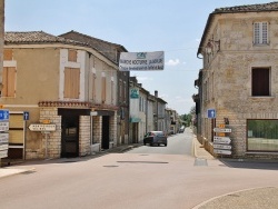 Photo paysage et monuments, Villefranche-de-Lonchat - La Commune