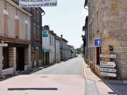 Photo paysage et monuments, Villefranche-de-Lonchat - La Commune