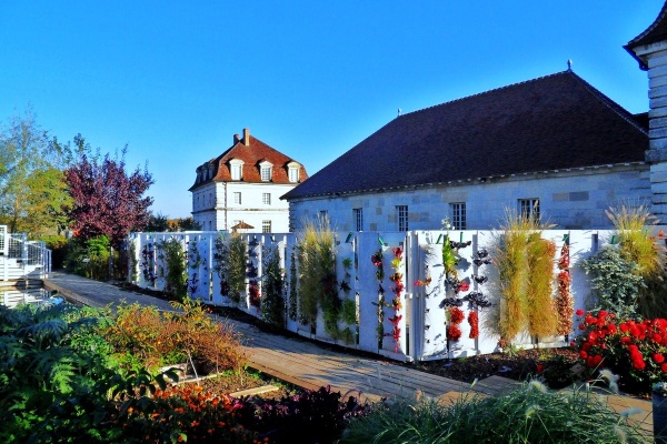 Photo Arc-et-Senans - Arc et Senans:Jardin de La Saline.