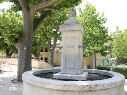 Photo paysage et monuments, Allan - la fontaine