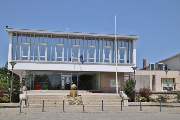 Photo Beaumont-Monteux - la mairie