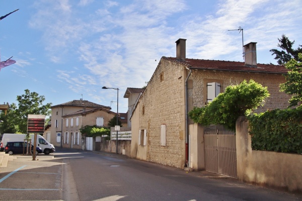 Photo Bésayes - le village