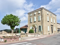 Photo paysage et monuments, Bren - la mairie