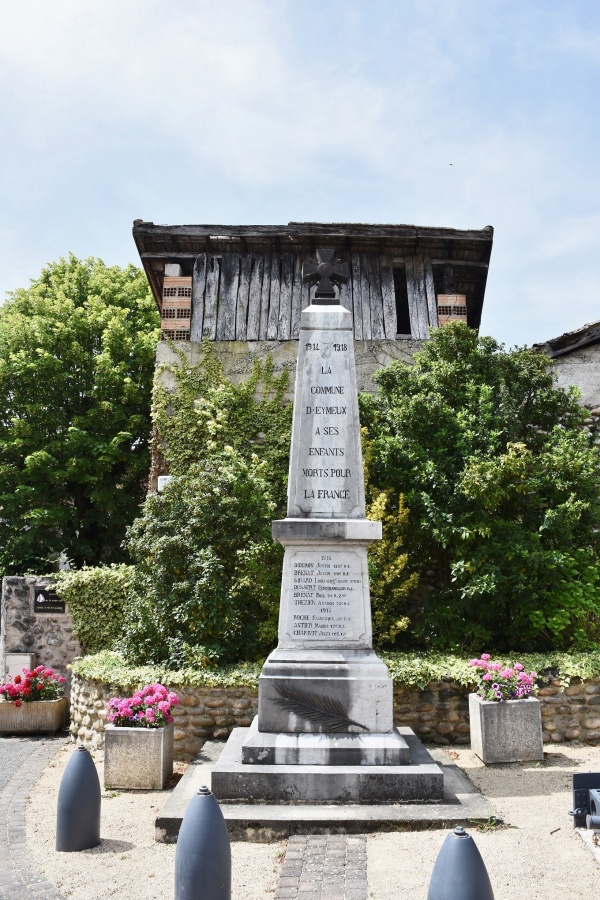 Photo Eymeux - le monument aux morts