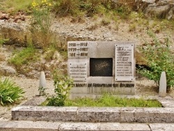 Photo paysage et monuments, Francillon-sur-Roubion - Monument-aux-Morts