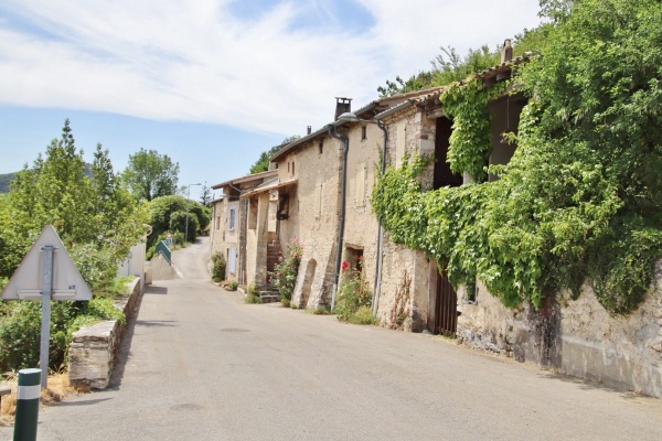 Photo Gigors-et-Lozeron - le village