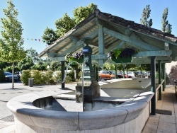 Photo paysage et monuments, Montéléger - le lavoir