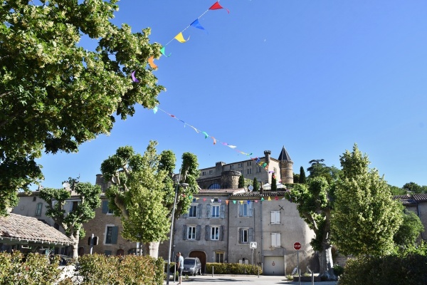 Photo Montéléger - le village