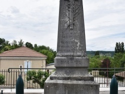 Photo paysage et monuments, Montmiral - le monument aux morts